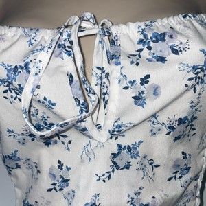 White and blue ruffle shoulder floral printed womens crop  top size xl